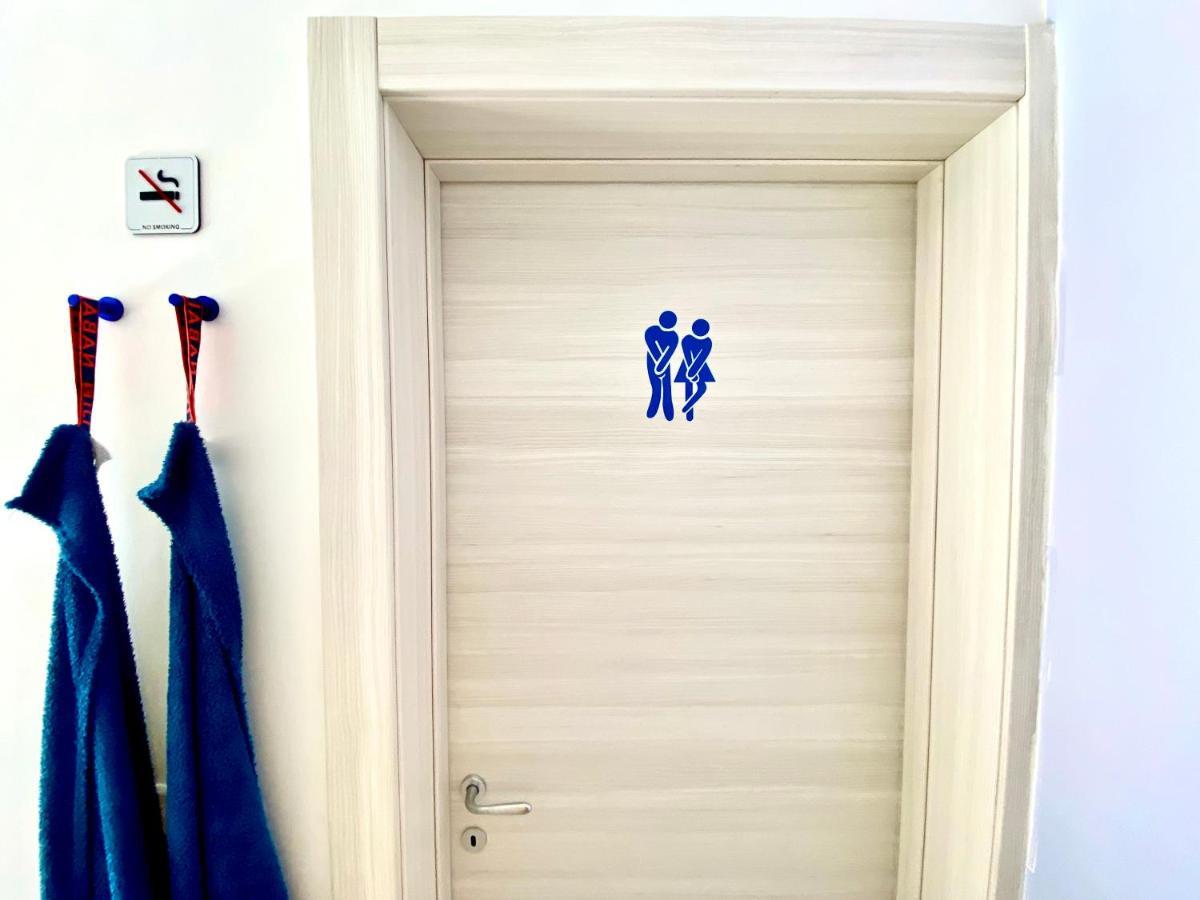 Central- Private En-Suite With Balcony In Shared Residence Pietà Екстериор снимка